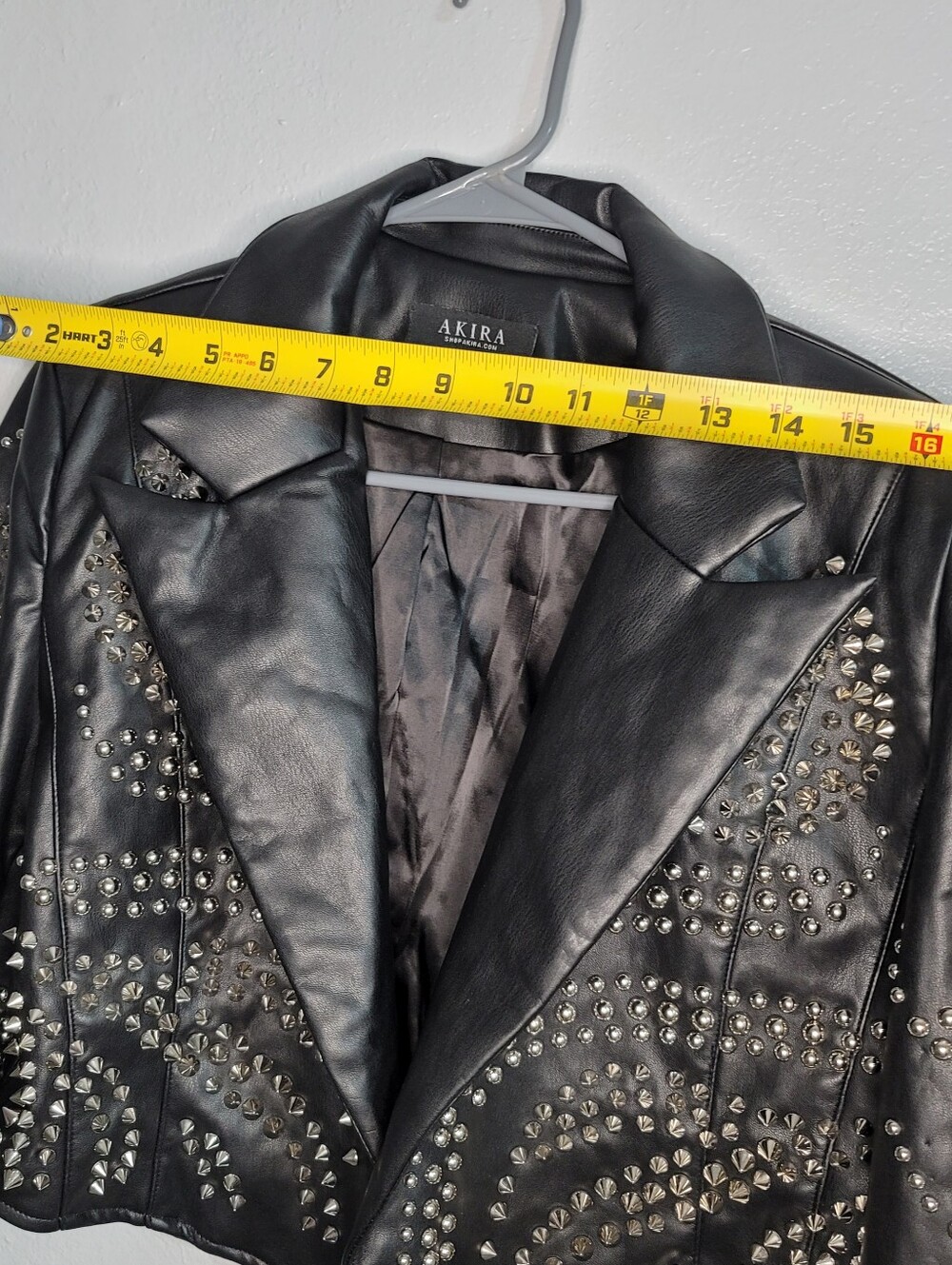AKIRA Black Studded Faux Leather Cropped Moto Jacket Size L Punk Rock Glam NWOT - Picture 10 of 12